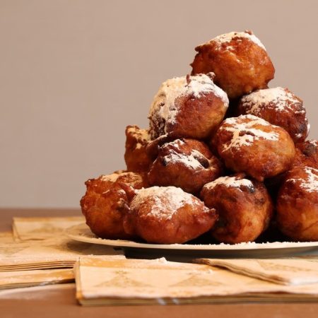 Oliebol zonder krenten per 5 stuks